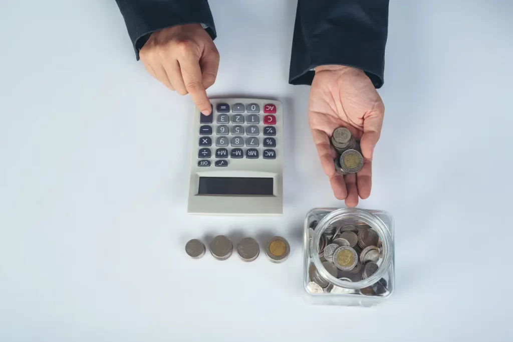 5 CONSEJOS PARA AHORRAR DINERO AL SURTIR TU PAPELERA AL MAYOREO